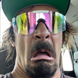 Meet your Posher, Carter